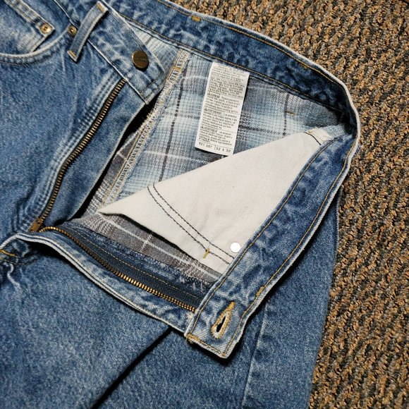 EUC Carhartt Women's Blue Flannel Lined Jeans 32x30 Super Warm!!! - Picture 2 of 13